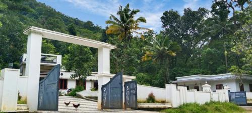 Devikolam Villa | Mamalakandam The White House Homestay