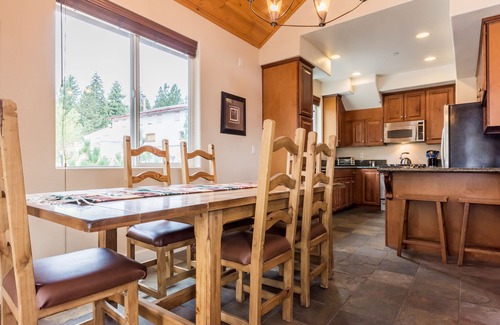 Mammoth Lakes Condo | Mammoth Gateway Village 11