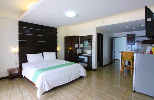 Puerto Galera Hotel | Manarra Sea View Resort