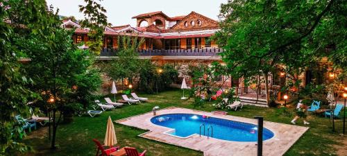 Edremit Hotel | Manastırhan Otel Kazdağları