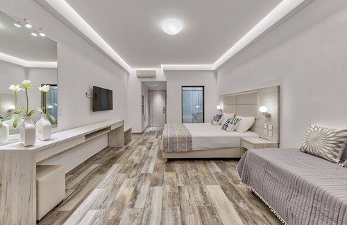 Laganas Hotel | Mandala Seafront Suites