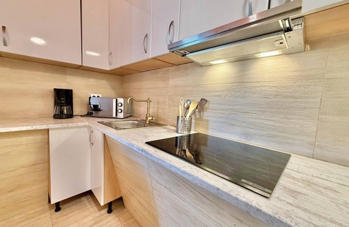 Hoya de los Patos Apartment | MANDARIN - Apartment in a rural house in Alicante 22 minutes from the beach!