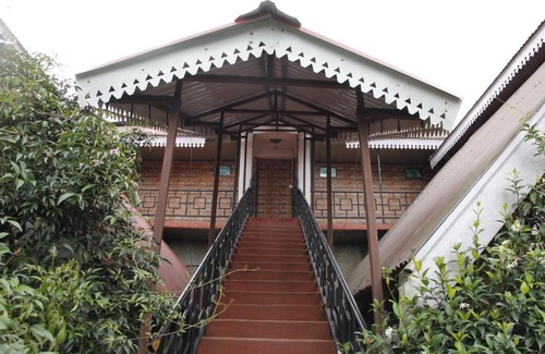 Kaluk House | Mandarin Resort - Kaluk