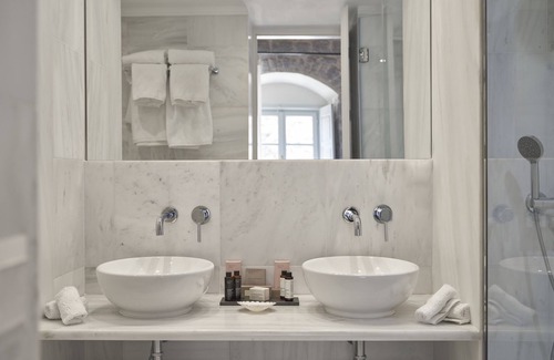 Hydra Hotel | Mandraki Beach Resort - Adults Only