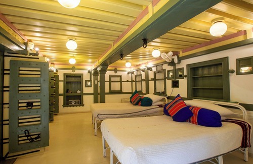 Ahmedabad City Centre Bed & Breakfast | Mangaldas Ni Haveli I by The House of MG