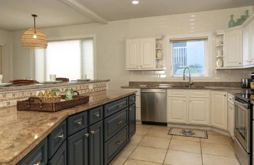 Estate Enighed Condo | Mango Breeze the perfect condo! *generator*