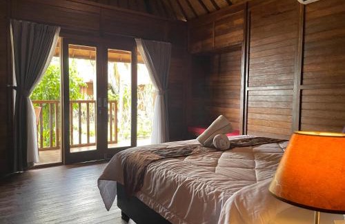 Jungut Batu House | Mangrove Beach Hut