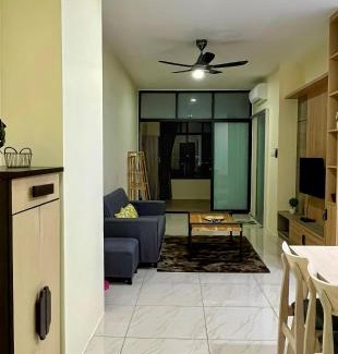 Penampang Apartment | Manhattan Suites, ITCC by The Weeknd Residence - City View