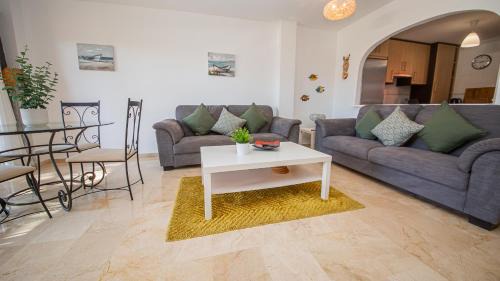 Puerto de la Duquesa Apartment | Manilva Gardens F A2