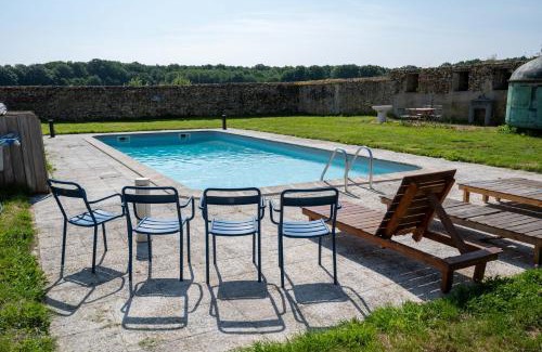 Margon House | Manoir du Bois Joly - Roulotte Gitane