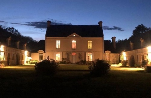 Longrayez Cottage | Manor in Normandy near Bayeux, D-Day beaches, and Mont Saint Michel. Heated pool