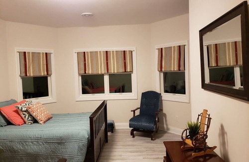 Franksville House | Manor on the Mile Two
