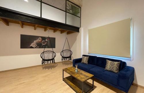 Passeig i Rodalia Apartment | Manresa industrial home