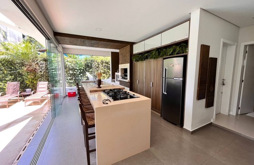 Campeche House | Mansão Praia do Campeche em Florianópolis