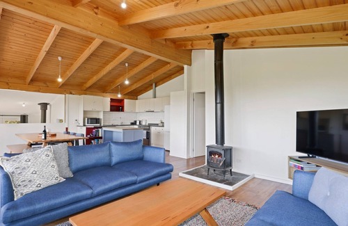 Mansfield House | Mansfield Hideaway - Sleeps 10