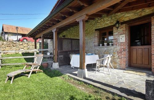 Pruneda House | Mansion in Nava with Pool & Terrace