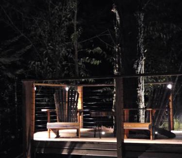 Alto da Boa Vista Ski Chalet | ManTeQuiero FRAMBOESA - linda, novíssima e aconchegante