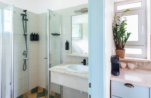 Lohame HaGetaot Hotel | Mantur West Galilee by Selina