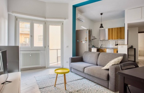 Quartiere XIII Aurelio Apartment | Manu St. Maison. Peter