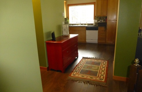 Manzanita House | Manzanita Lover's Bungalow; Perfect for "TWO"; 1/2 Block from Beach