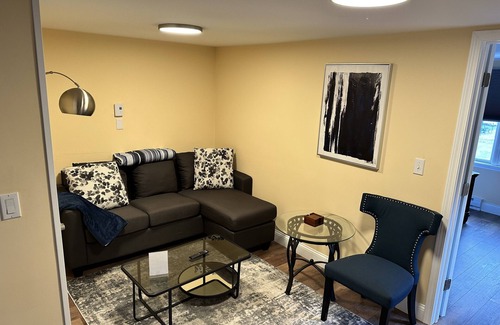 Schroon Lake Hotel | Maple Leaf Motel