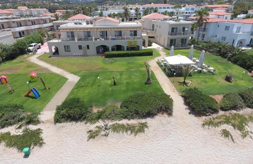 Adelianos Kampos Hotel | Maravel Star Art Hotel