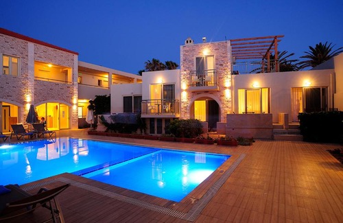 Adelianos Kampos Hotel | Maravel Star Art Hotel