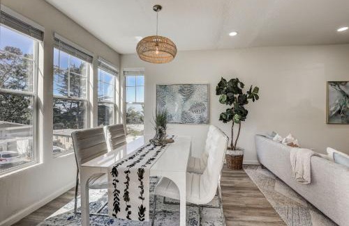 Edgemar - Pacific Manor House | @ Marbella Lane - Modern 3BR Home w/Ocean Views