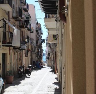 Old Town Apartment | Maresole Cefalù