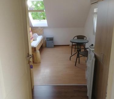 Balatonbereny Bed & Breakfast | Margaréta Étterem és Vendéghàz Gasthaus