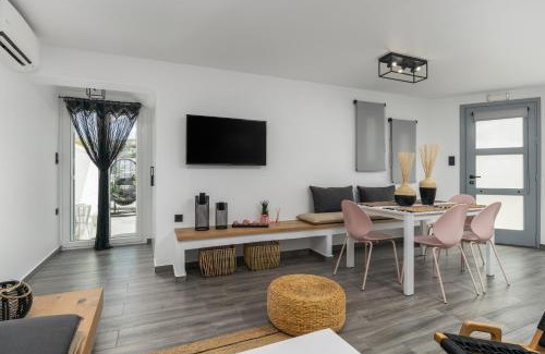 Milos Apartment | Margaret's Unique Apartment