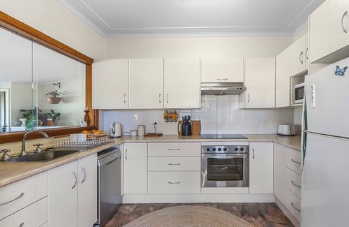 Gloucester House | MARGARETS PLACE - Character filled cottage in Heart of Gloucester