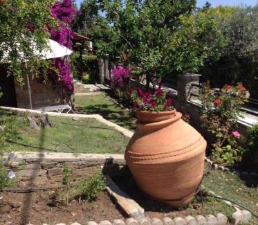 Kato Vrontou House | Margis studio