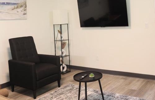 Kutzky Park Apartment | Maria Mayo