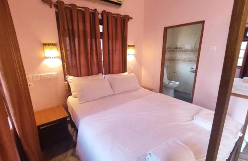 Agonda Hotel | Maria Paulo Guest House Bar and Restaurant