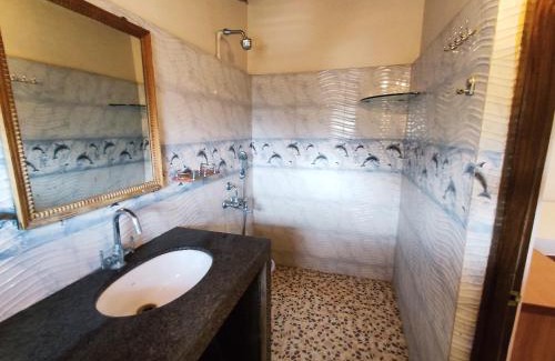 Agonda Hotel | Maria Paulo Guest House Bar and Restaurant