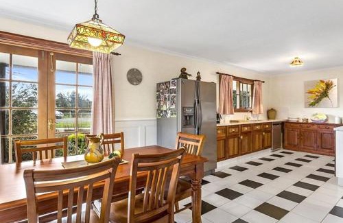 Swansea House | Maria's at Swansea