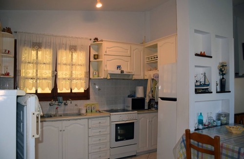 Agios Mamas House | Maria's Sea View House