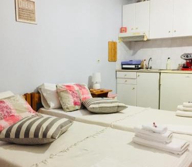 Viannos Hotel | Mariannas Nest