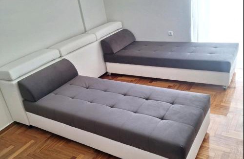 Agrinio Apartment | MARIAS APARTMENT SMART KEY BOX by PROJECT 86 IKE