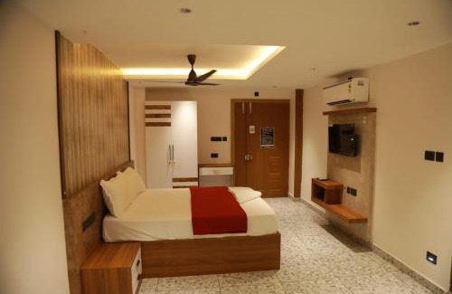 Chittilapilly Hotel | Marina Tower & Regency Changaramkulam