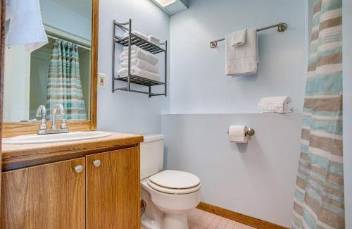 Historic Bayfront House | Marina Views! Watch the Boats! Walk to Everything! Unit 3