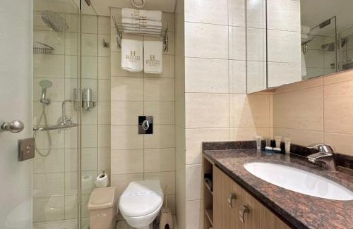 Jounieh Apartment | Mario Inviting Suite with Private Gym nd Bar