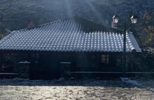 Kefalochori House | MARIOLATA STONE HOUSE