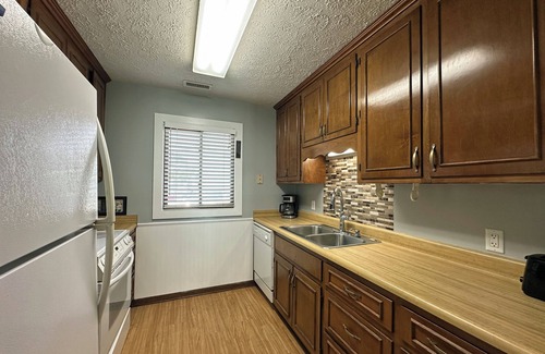 Garden City Condo | Maritime Place A2 - Oceanfront in Garden City Beach