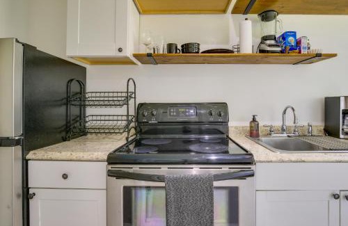 Middle Hope House | Marlboro Vacation Rental with Fire Pit and Yard!