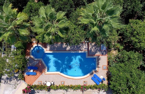 Varipetron Villa | Maros Spitaki