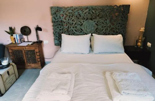 Or Akiva House | MARRAKECH פלא - PELEH - Queit place 3 km from the beach of Cesarea