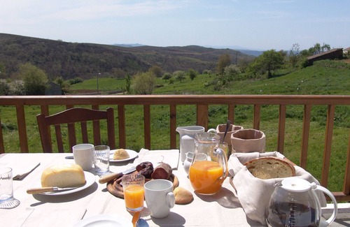 Casares Cottage | Married Source. com - Big House