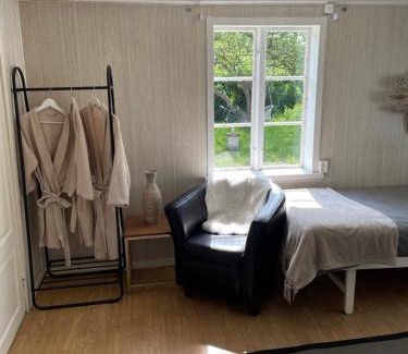 Nyhamn Bed & Breakfast | Martebo Bed & Breakfast